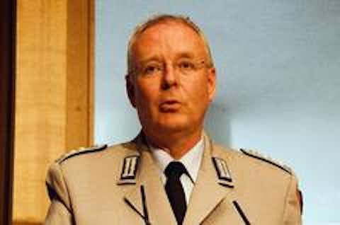 Oberst Prof. Dr. Winfried Heinemann