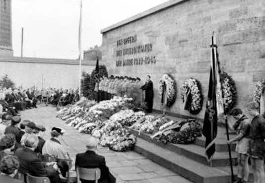 Gedenkfeier, Gedenkstätte Plötzensee, Berlin, 19.07.1955