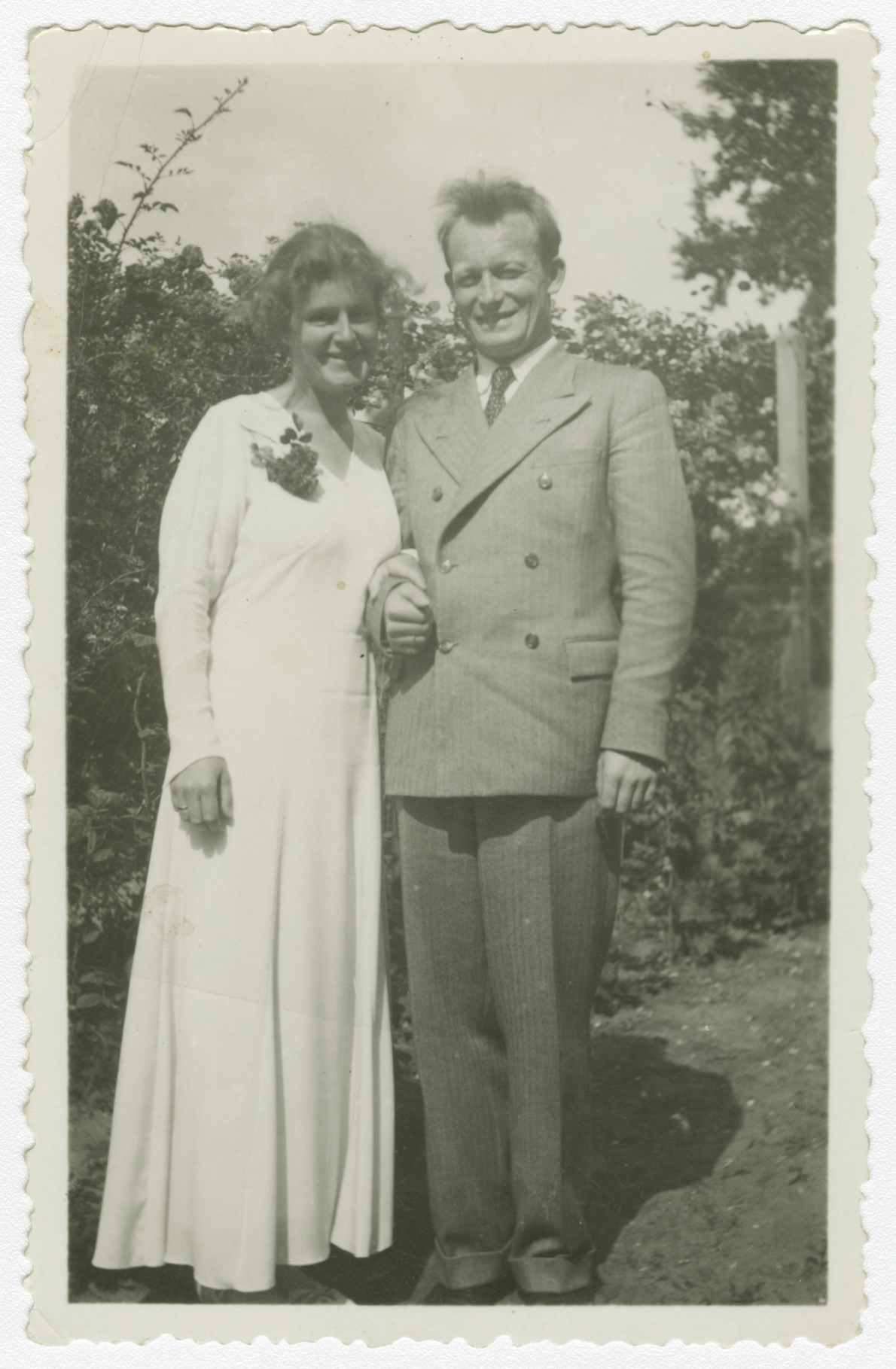 Hochzeitsfoto Rosemarie (Pallat) und Adolf Reichwein, April 1933. DIPF/BBF/Archiv: REICH ALBUM FOTO 0163