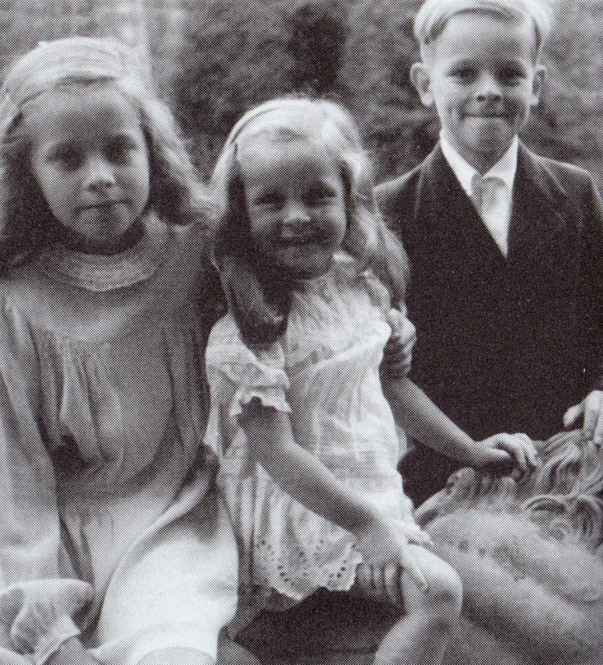Die Kinder: Christa-Erika, Dorothea und Karl-Wilhelm